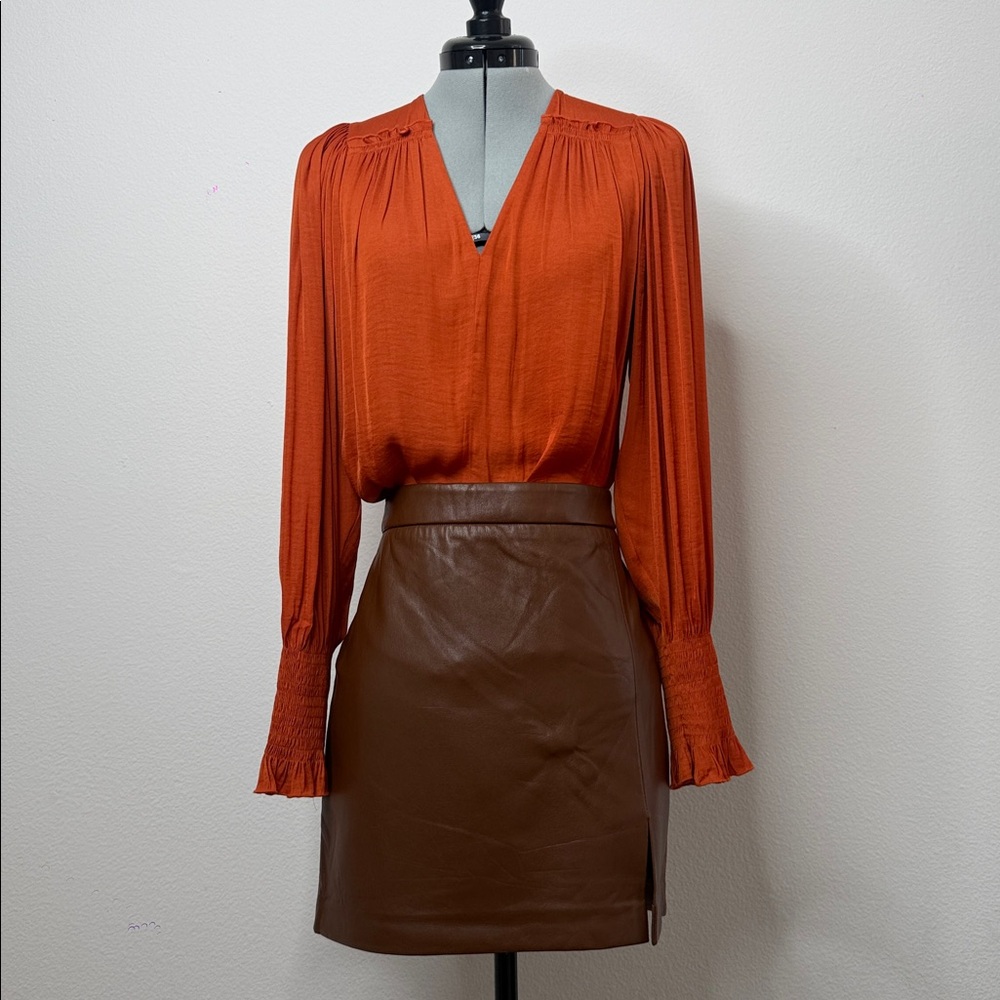 NWOT Silk Blouse XS V-Neck Long Sleeve Smocked - Picture 3 of 5